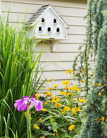 Garden Birdhouse
